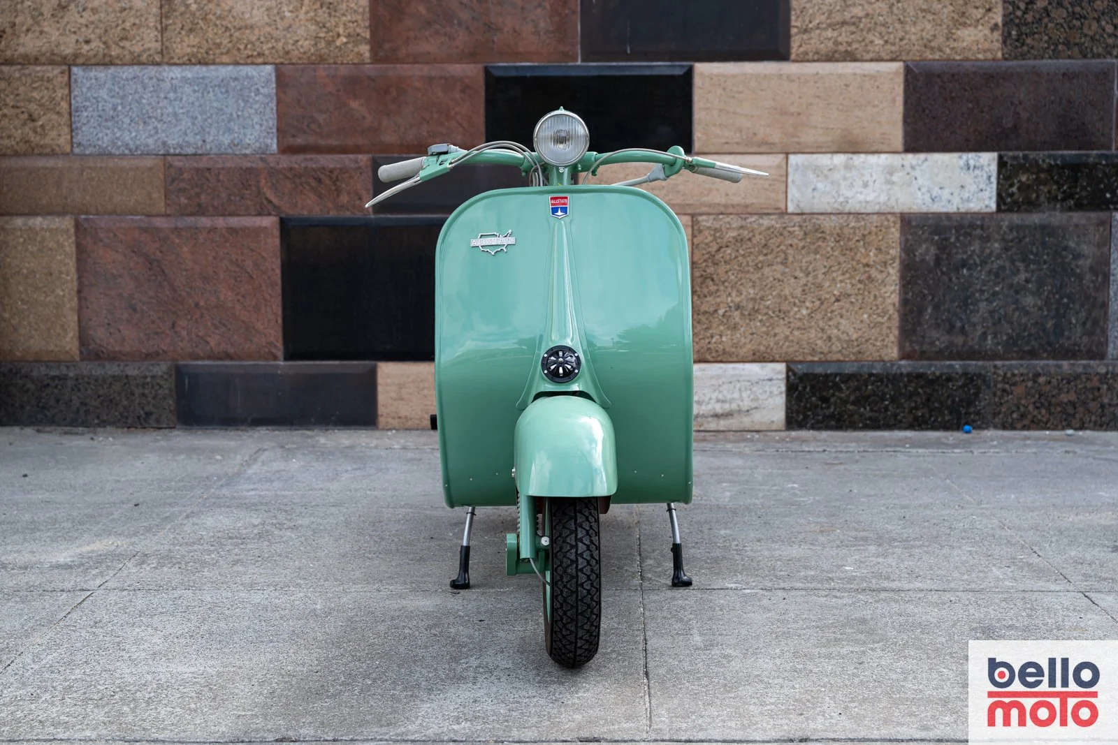 Dalia Vespa 1397(グリーン) 1951 Vespa/Piaggio Allstate Cruisaire<br/>BM401 — Bello Moto SF